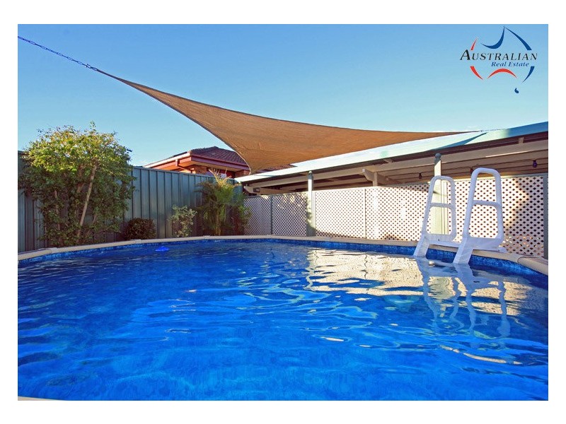 130 Pine Creek Circuit, St Clair NSW 2759