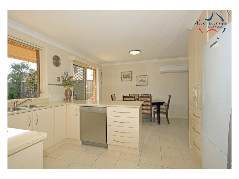 2/6D Royal Place, St Clair NSW 2759