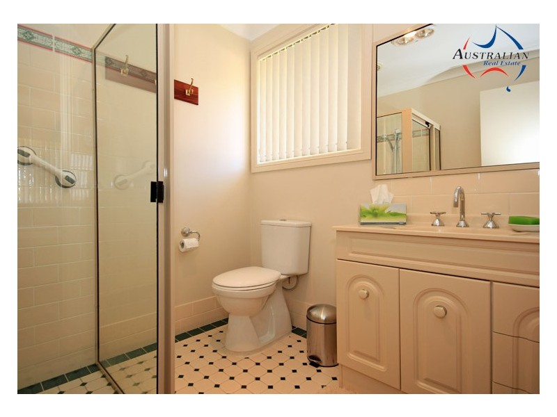 2/6D Royal Place, St Clair NSW 2759