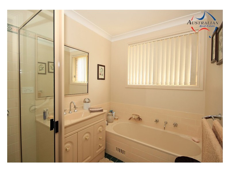 2/6D Royal Place, St Clair NSW 2759