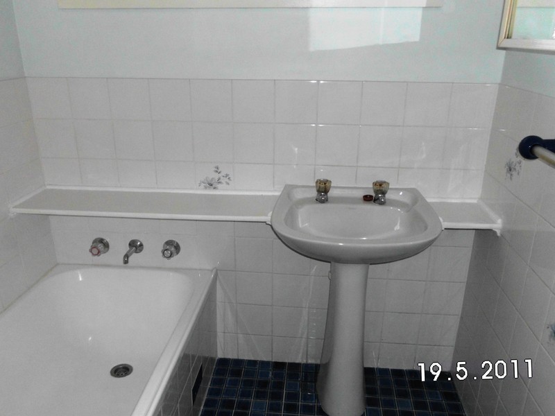 33 Lyrebird Cres, St Clair NSW 2759