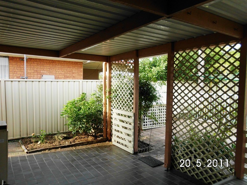 33 Lyrebird Cres, St Clair NSW 2759