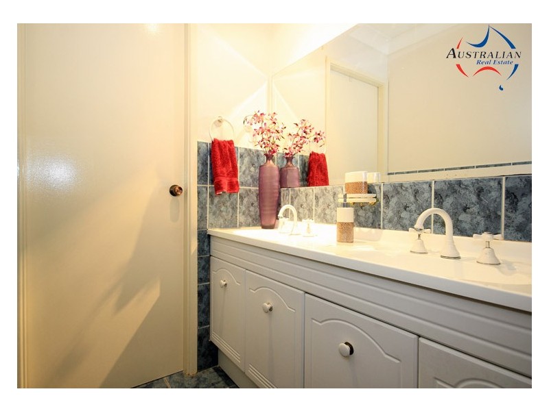 11 Rochford Street, St Clair NSW 2759