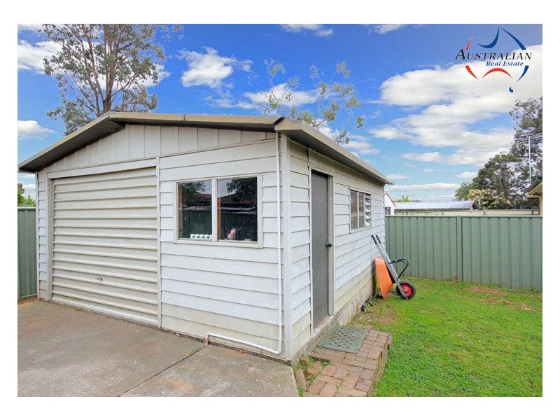 11 Rochford Street, St Clair NSW 2759