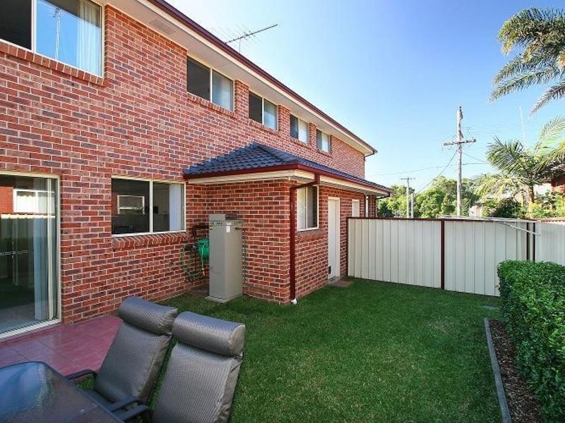 2/98 Cox Avenue, Penrith NSW 2750