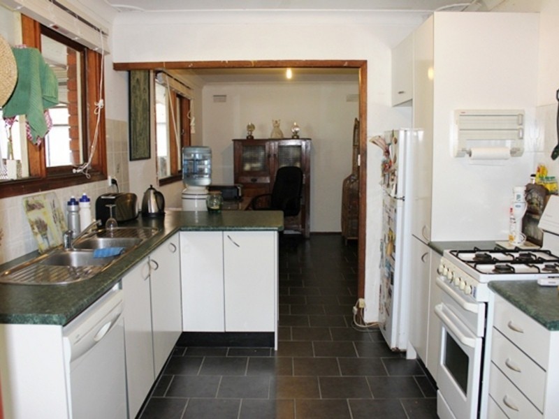 23 White Parade, St Marys NSW 2760