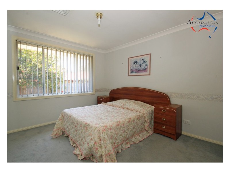 6 Shamrock Court, St Clair NSW 2759