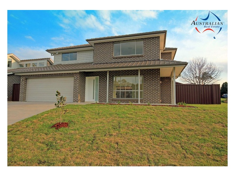 2/6 Edmund Blackett Close, St Clair NSW 2759