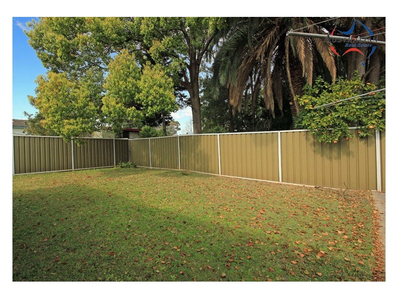 14 Inglis Avenue, St Marys NSW 2760