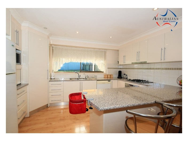 59 Shadlow Crescent, St Clair NSW 2759