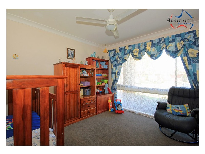 59 Shadlow Crescent, St Clair NSW 2759