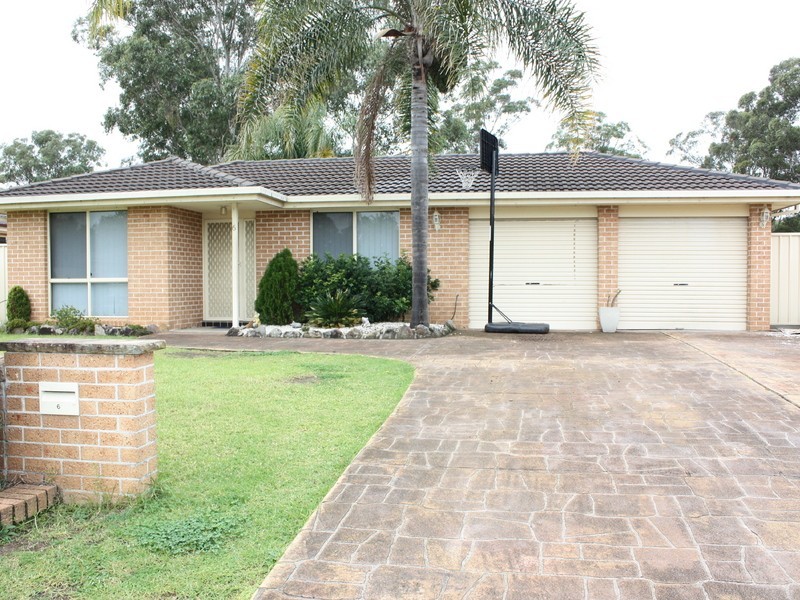 6  Geewan Pl, Claremont Meadows NSW 2747