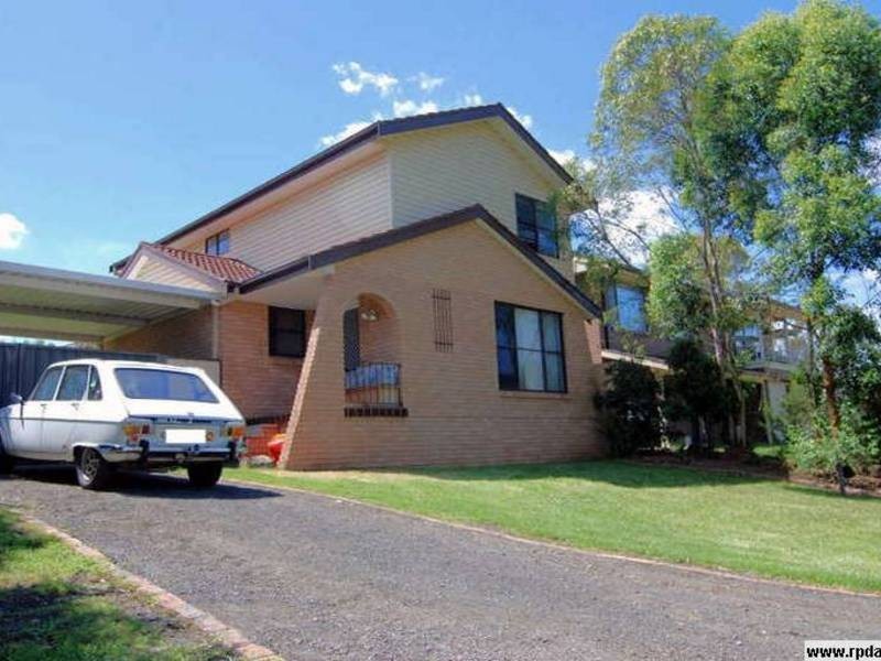 22 Barrallier Way, St Clair NSW 2759