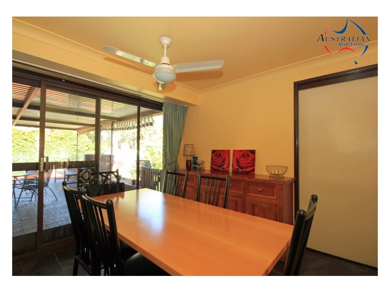 1 Plover Close, St Clair NSW 2759