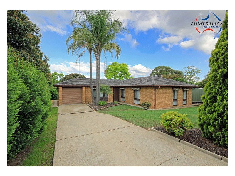25 Clarence Street, St Clair NSW 2759
