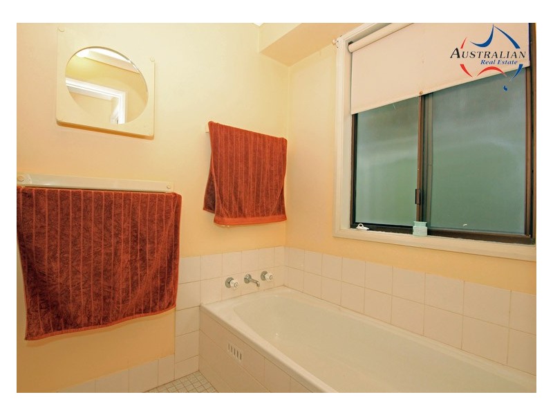 25 Clarence Street, St Clair NSW 2759