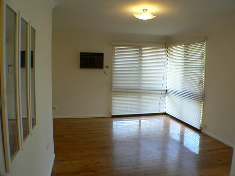 15 O’ Connell St, Kingswood NSW 2747