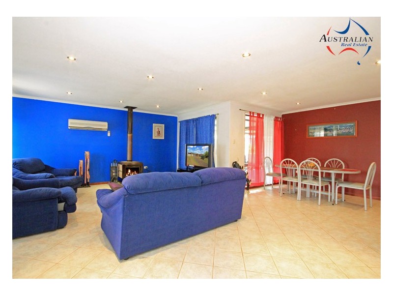 11 Macina Place, St Clair NSW 2759