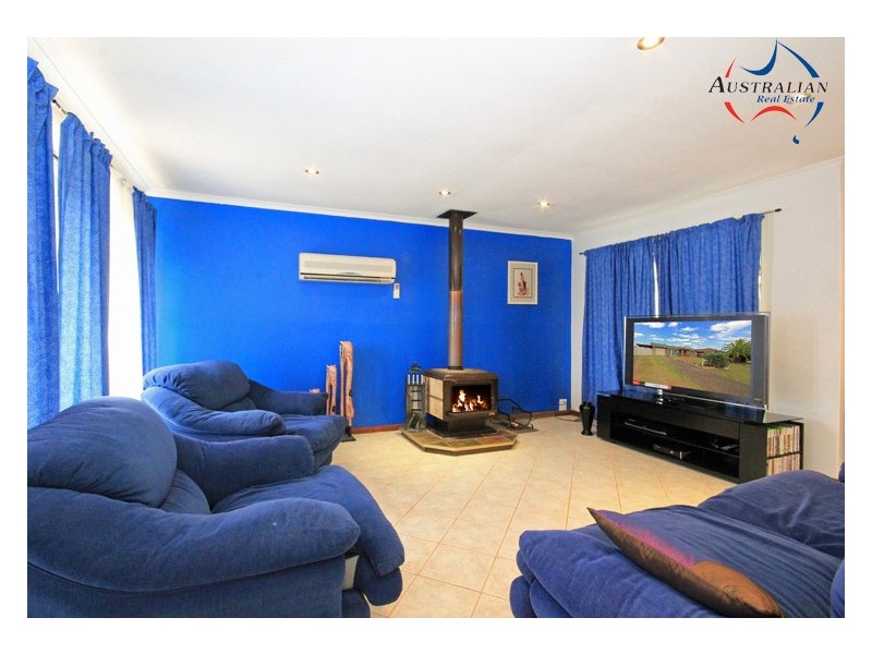 11 Macina Place, St Clair NSW 2759