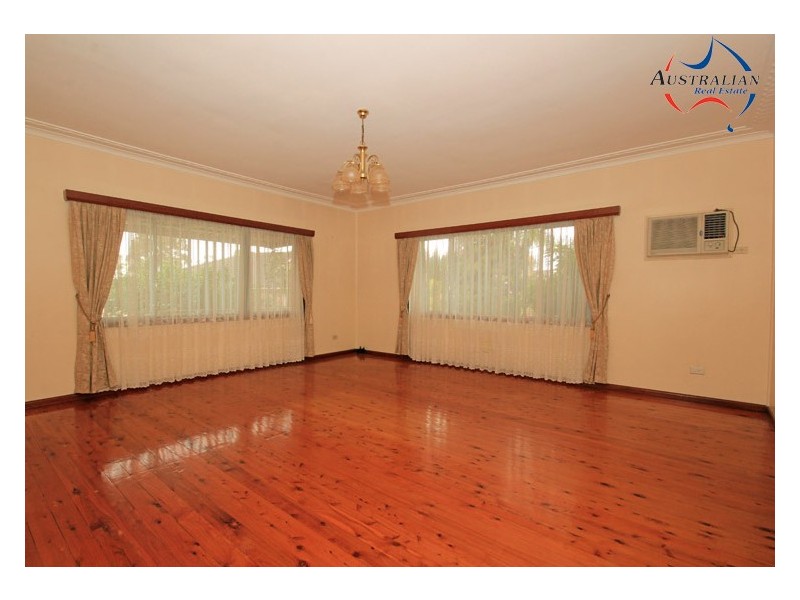 3-4 Shamrock Court, St Clair NSW 2759
