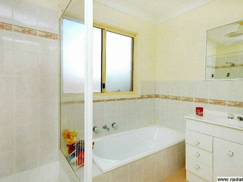 2/26 Brisbane St, Oxley Park NSW 2760