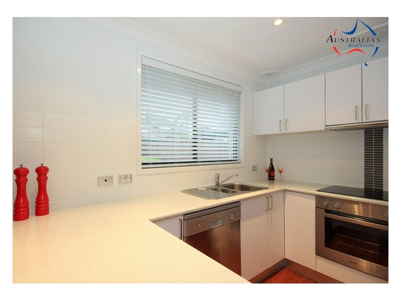 9 Olliver Crescent, St Clair NSW 2759