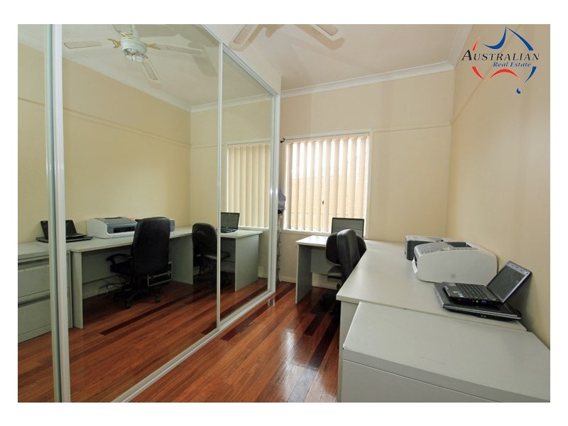 5 Gregory Avenue, Oxley Park NSW 2760