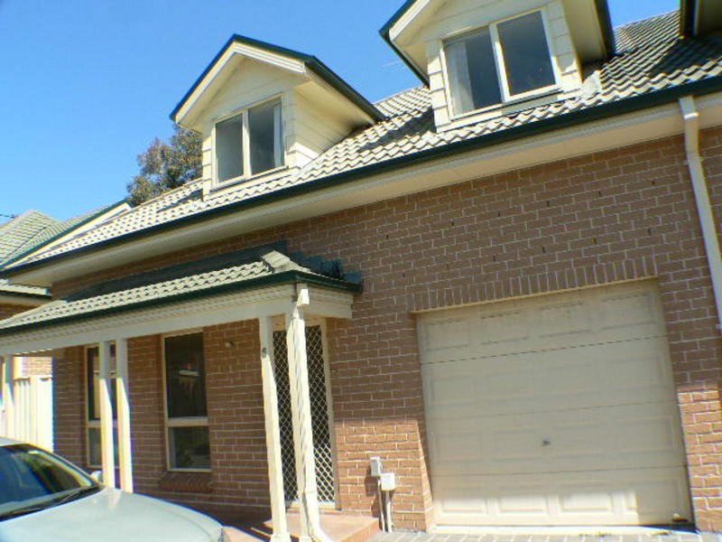 5/4 Rice Pl, Oxley Park NSW 2760