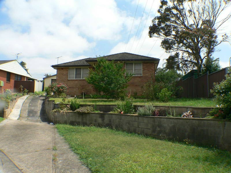 4  Nursel Pl, Tregear NSW 2770