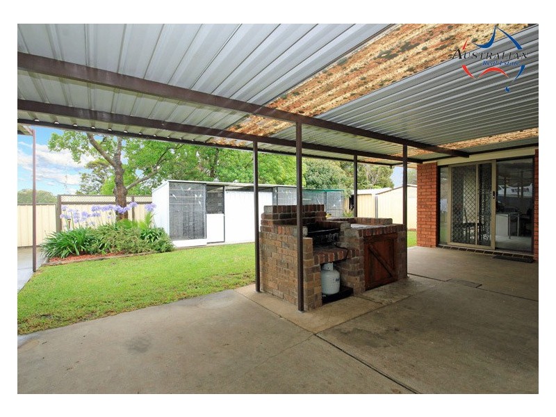 72 Alpine Circuit, St Clair NSW 2759