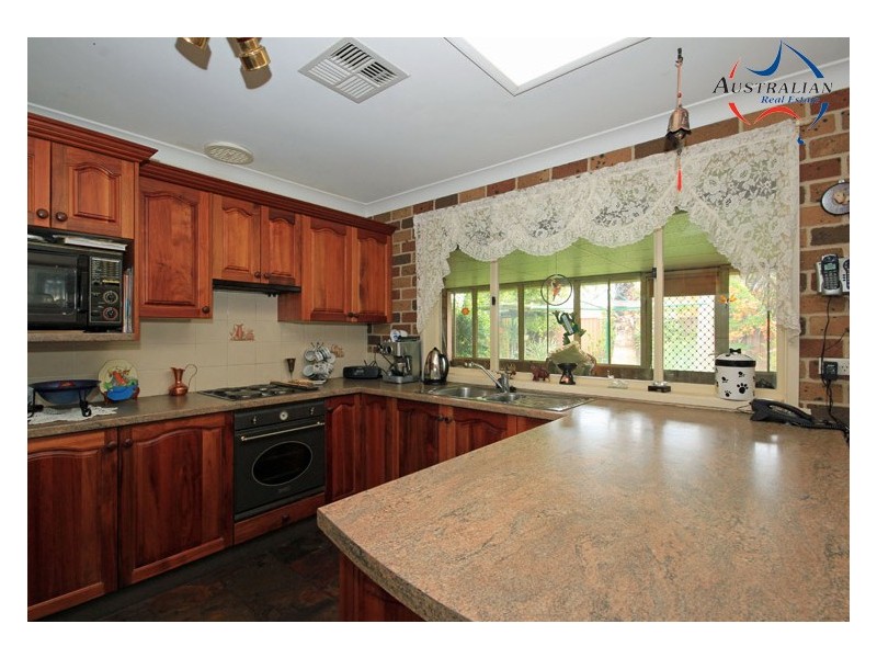 5 Noble Place, St Clair NSW 2759