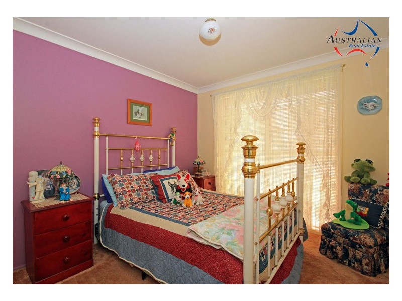 5 Noble Place, St Clair NSW 2759