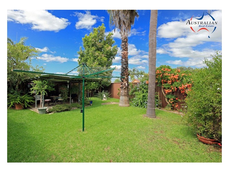 5 Noble Place, St Clair NSW 2759