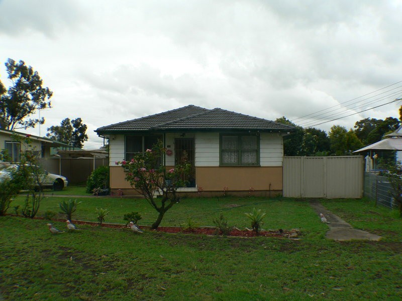 36 Bentley Rd, Colyton NSW 2760