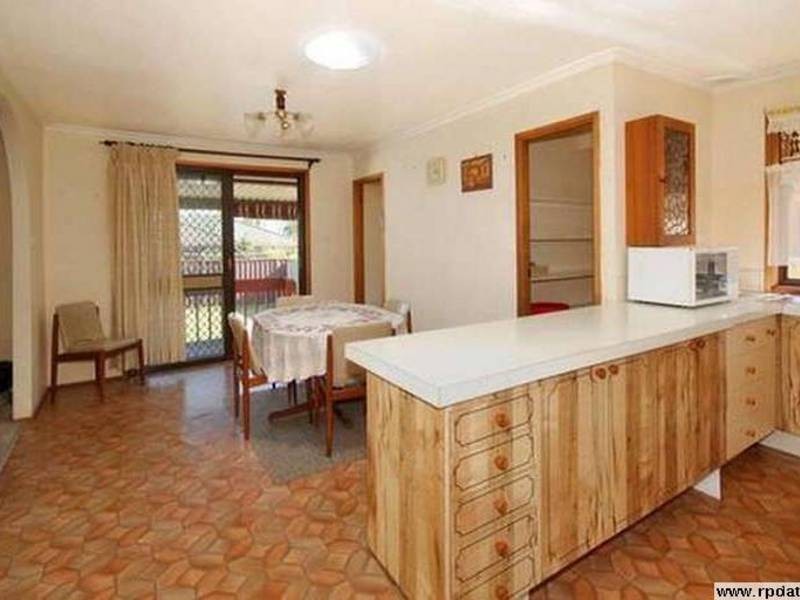 238 Banks Drive, St Clair NSW 2759