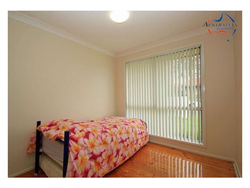 2 Fontana Close, St Clair NSW 2759