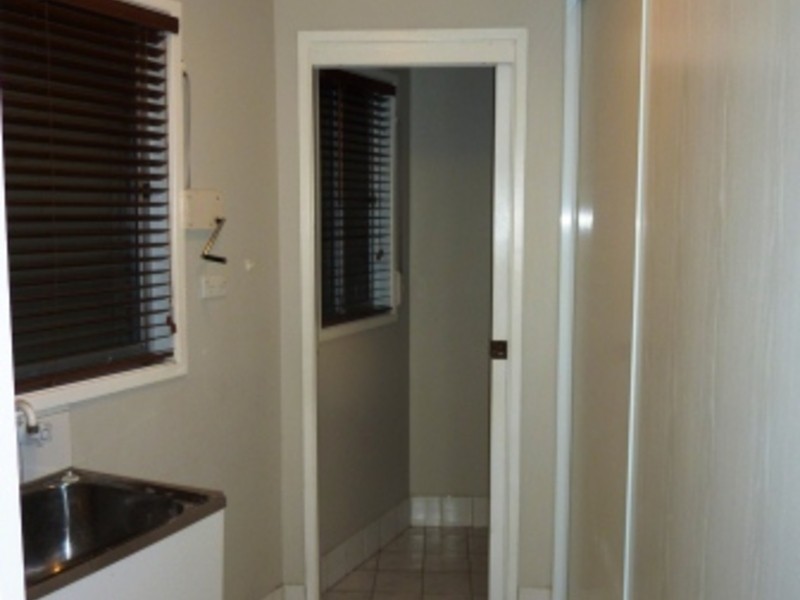 16 Charlton Place, St Clair NSW 2759