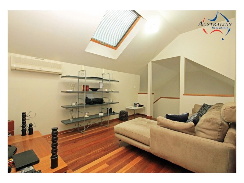 10 The Grandstand, St Clair NSW 2759