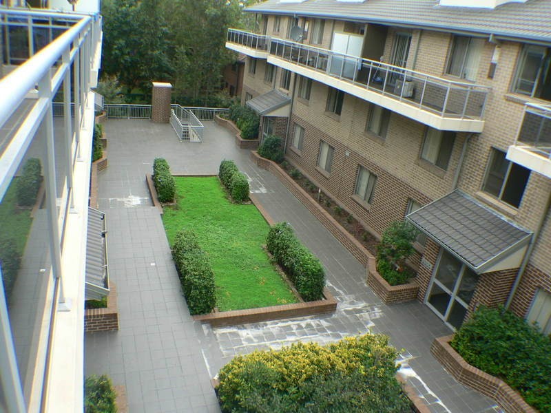 43/14-20 Parkes Ave, Werrington NSW 2747