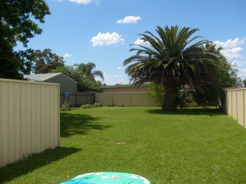 61 Canberra st, Oxley Park NSW 2760