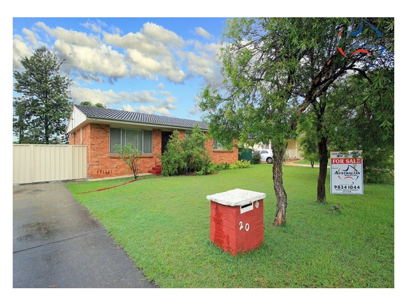 20 Melville Road, St Clair NSW 2759