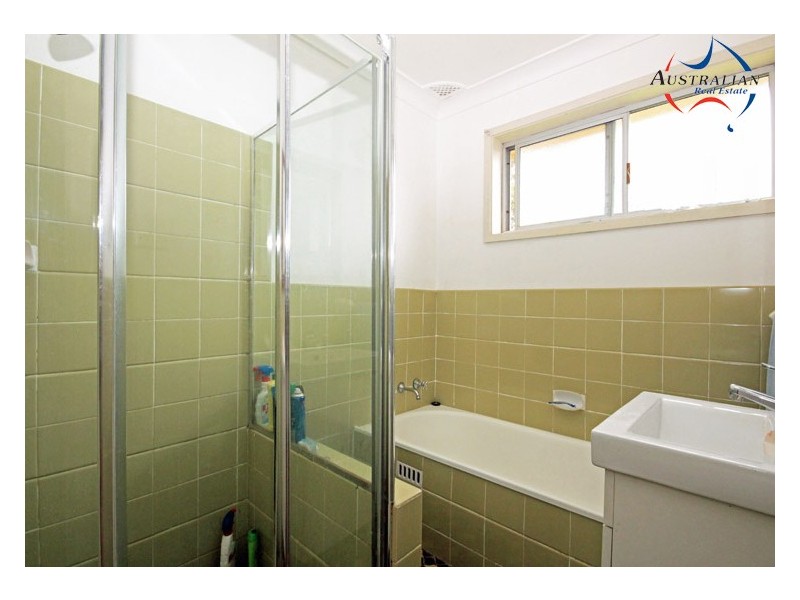 20 Melville Road, St Clair NSW 2759