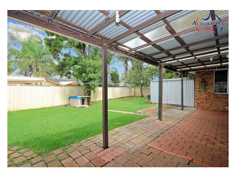 5 Bligh Court, St Clair NSW 2759