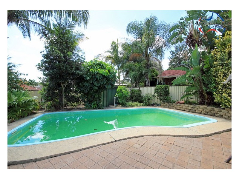 75 Melville Road, St Clair NSW 2759