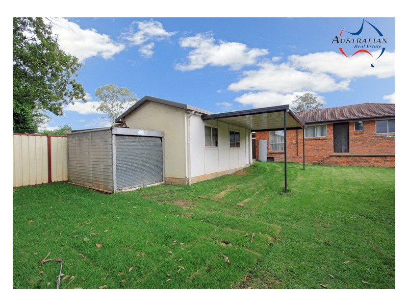 2 Fontana Close, St Clair NSW 2759
