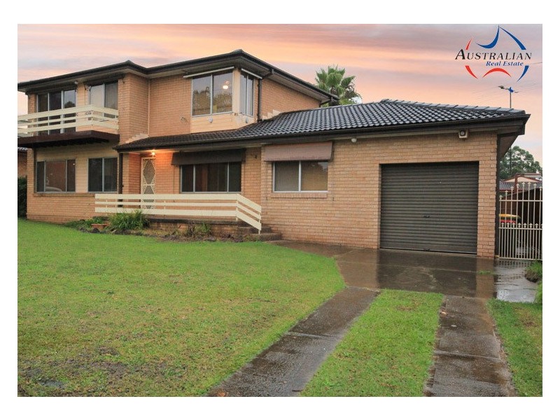 6 Mortimer Lewis Grove, St Clair NSW 2759