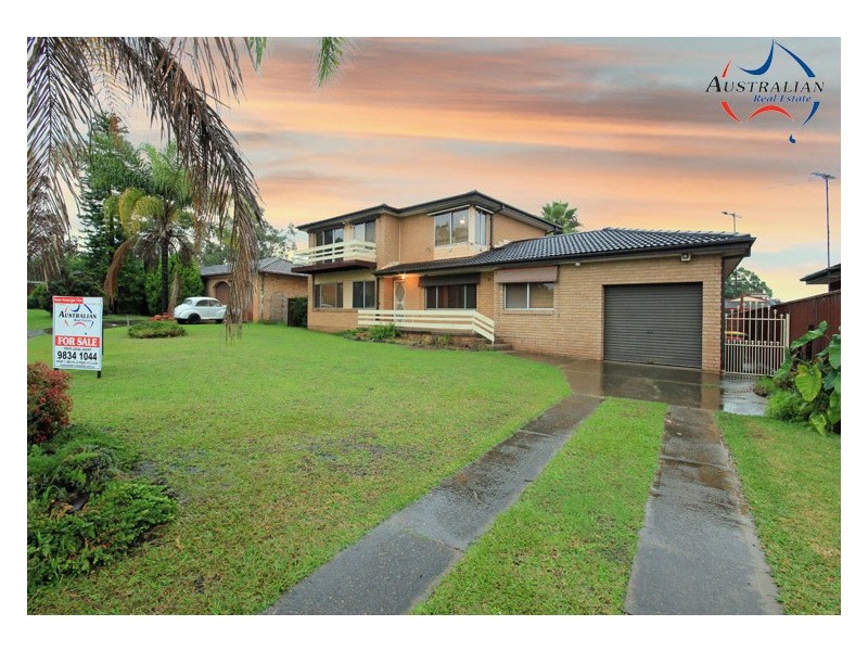 6 Mortimer Lewis Grove, St Clair NSW 2759