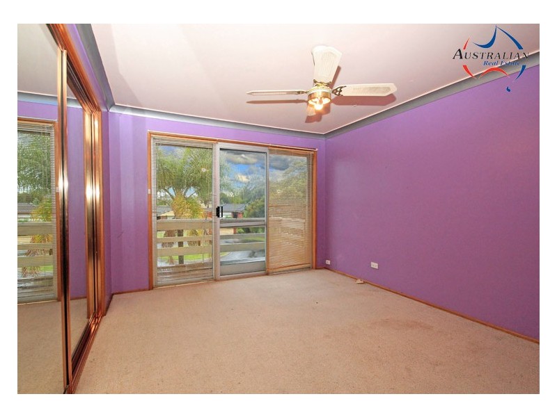 6 Mortimer Lewis Grove, St Clair NSW 2759