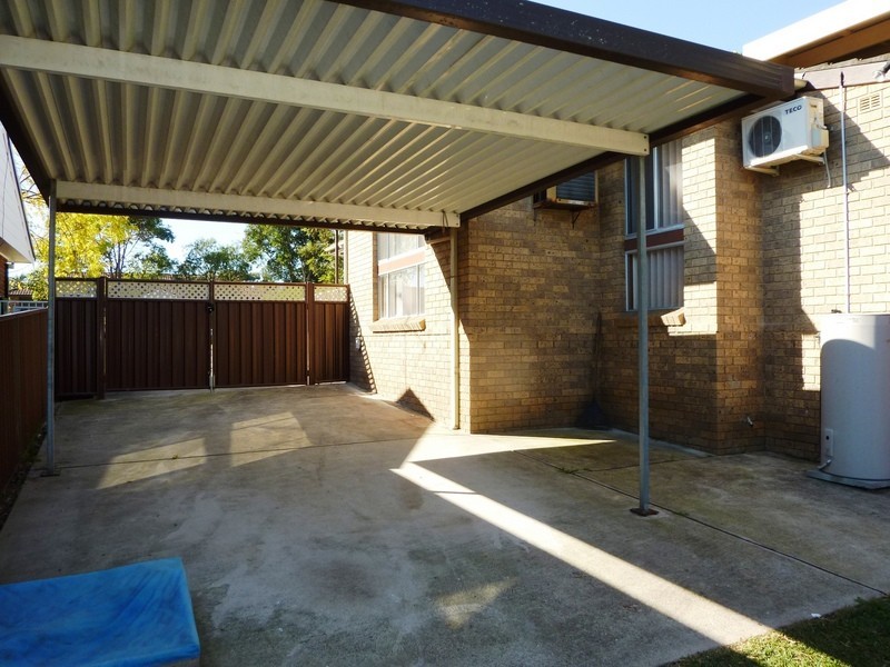 31 Dobell Circuit, St Clair NSW 2759