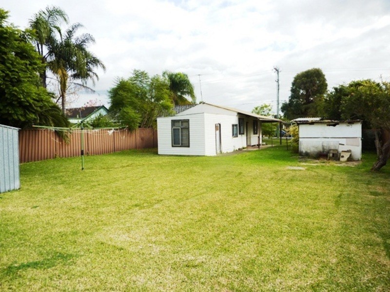 32 Bennett Road, Colyton NSW 2760